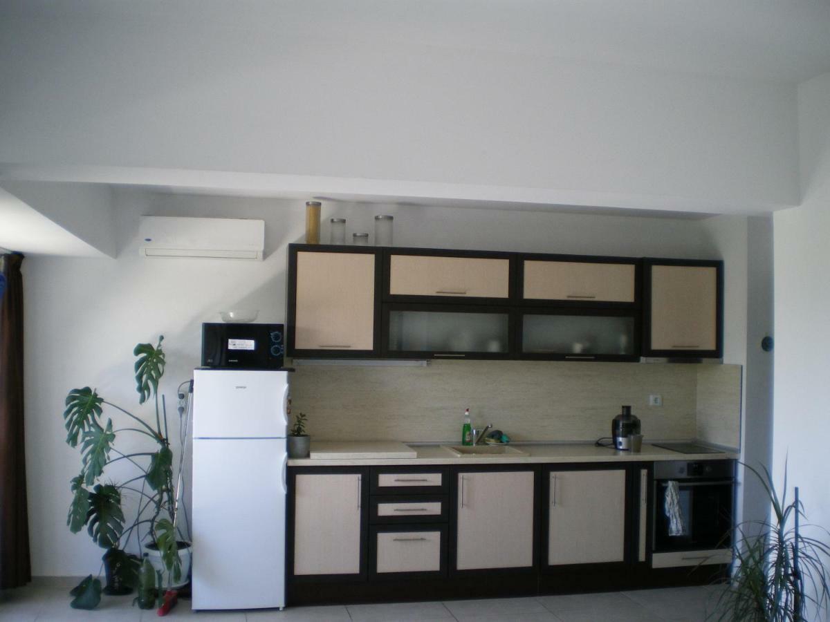 Park View Apartment Plovdiv With Parking Екстериор снимка